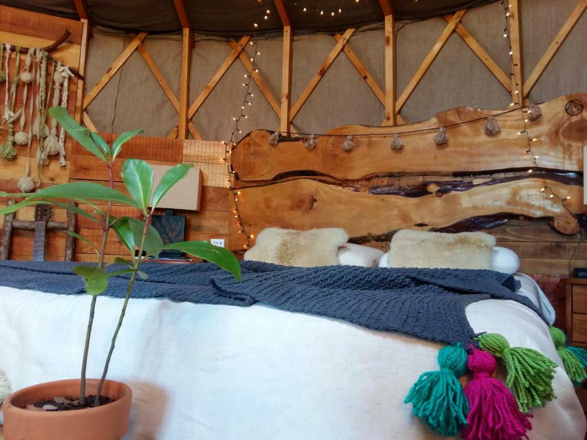 Alojamento Yurts del Taique *